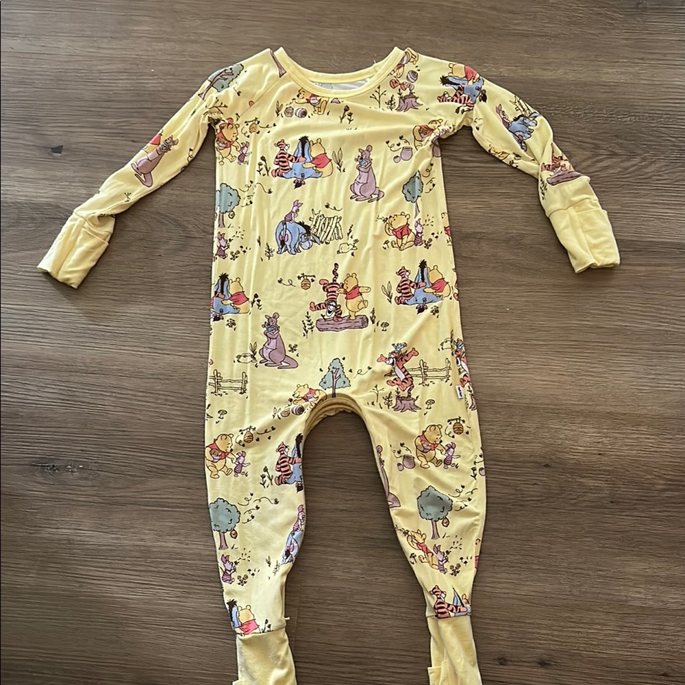 Little Sleepies Winnie the pooh crescent zip size 12-18 month